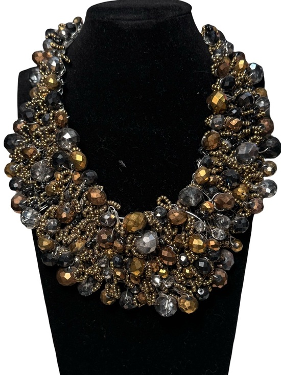 Jewelry - 🟤⚫️ BOLD Statement Beaded Necklace in Gold and Black 🟤⚫️